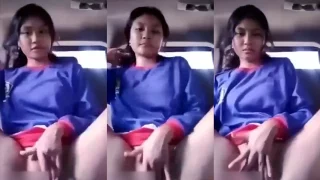 Bokep Indo Bocil Ketagihan Omek di Dalam Mobil