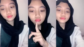 Bokep Indo Rarah Hijaber Cantik Binal Menggoda